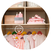 Maternidade real: dicas para organizar o guarda-roupa do bebê