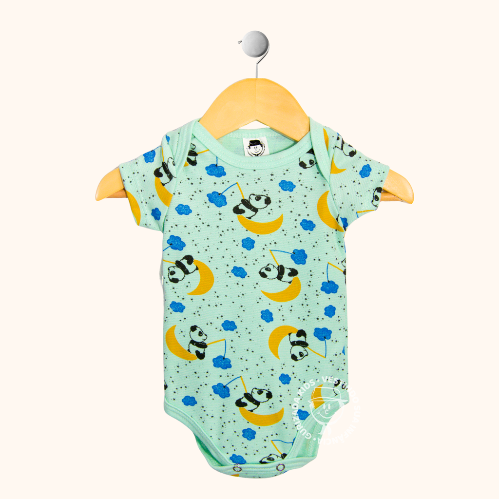 Kit 3 Peças, Body Suedine Estampado Meia Manga, RN ao GG - Cores/Estampas Sortidas